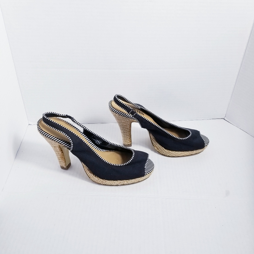 UNLISTED HIGH HEELS BLACK AND WHITE WITH TAN BASE SIZE 7.5